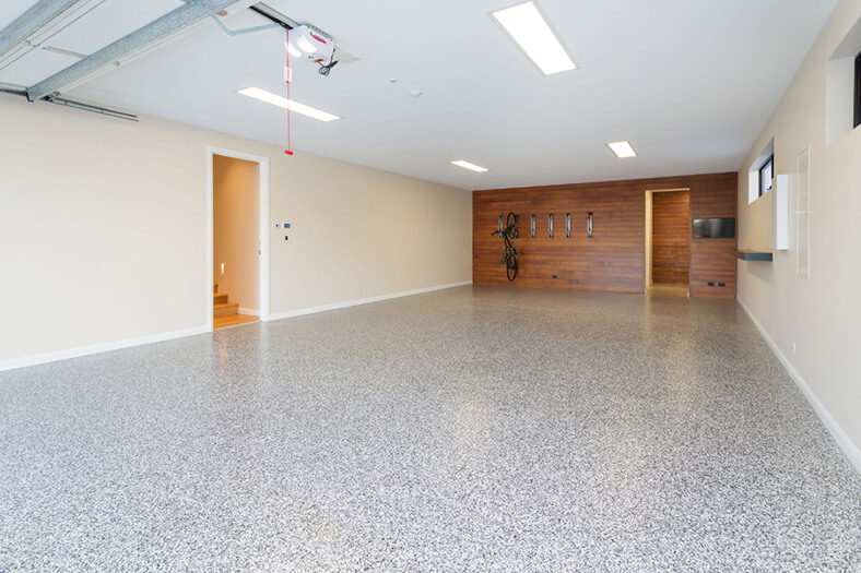 epoxy-flake-floor-6-contreat Epoxy Flake Flooring 2