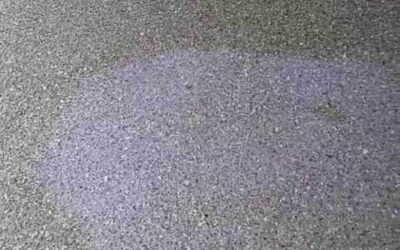 What is epoxy amine blush and what is its effect on polyurethane products?