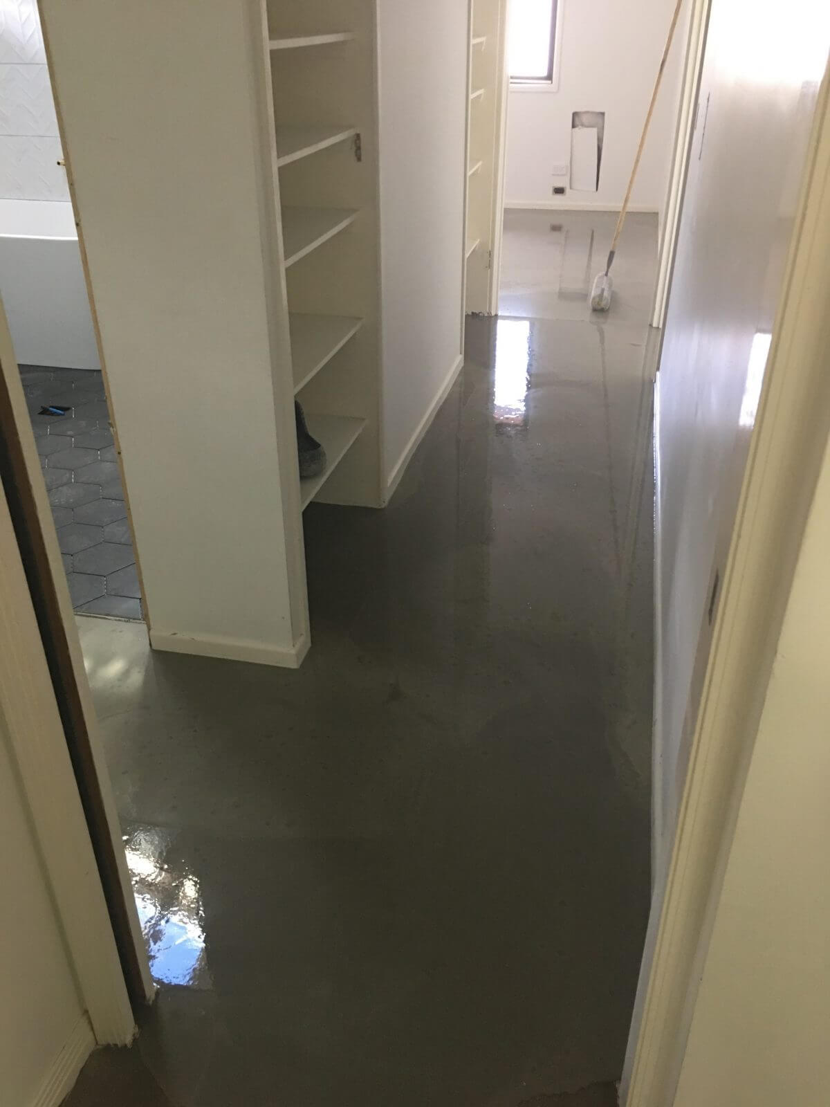 Level Floor Standard – House